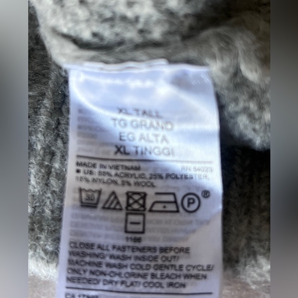 Old Navy Women's Light Gray Cardigan - Picture 4 of 7